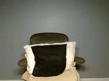 wannaplay1025 from Chaturbate