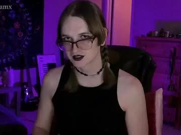 xmoonbeamx from Chaturbate