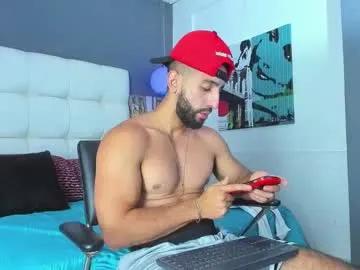 yiyo10_ on Chaturbate 