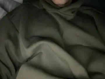 yungbull06 on Chaturbate