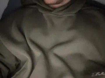 yungbull06 on Chaturbate