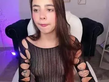 zharaa_fox on Chaturbate