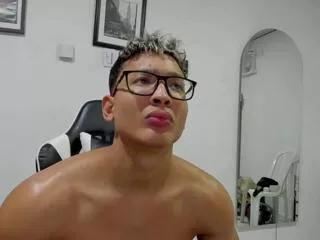 chriss_jones from Flirt4Free is Freechat