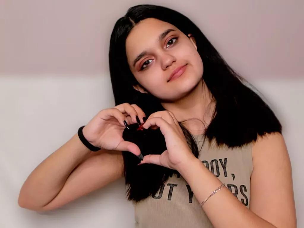 CatherynHeringto from LiveJasmin is Group