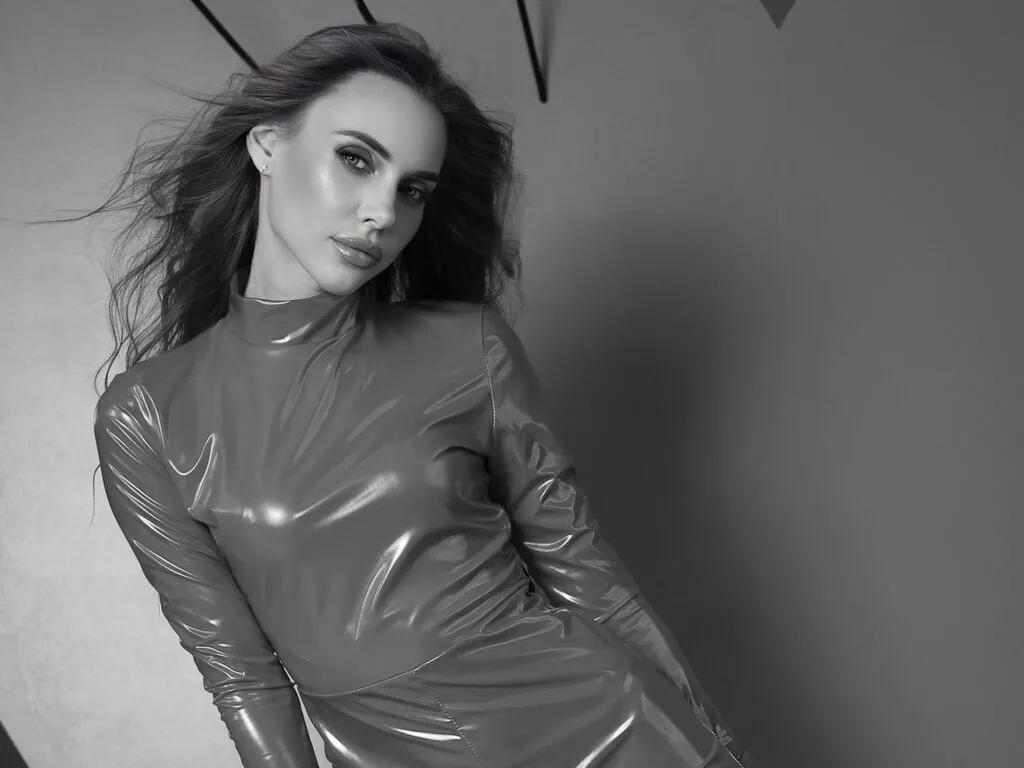 MichelleRouz from LiveJasmin is Freechat
