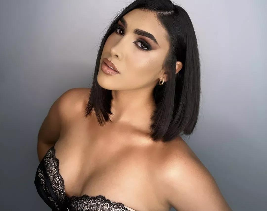 AriaMatheuss from Streamate