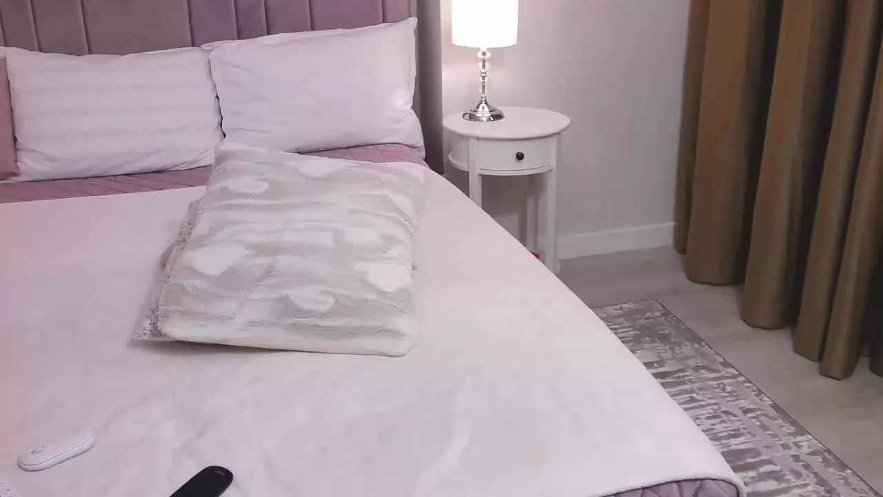 AmysSecret from Streamray is Freechat