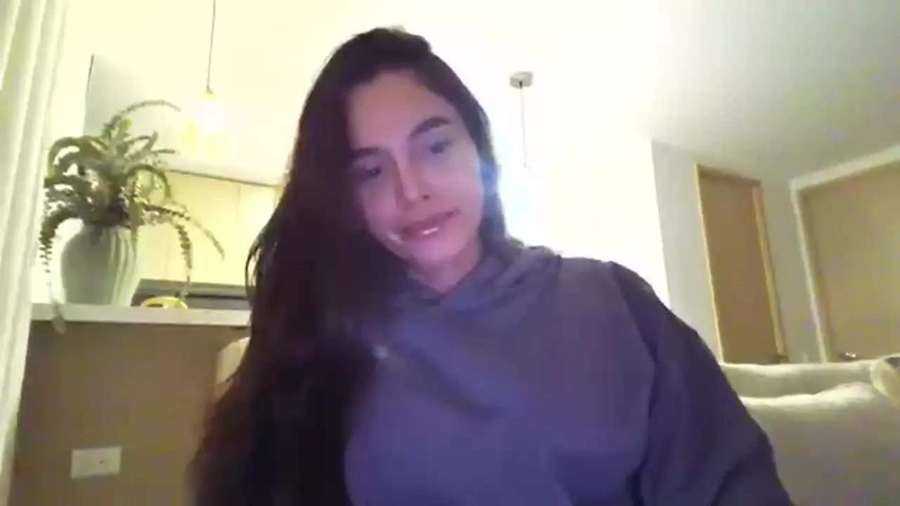 Brina from Streamray is Private