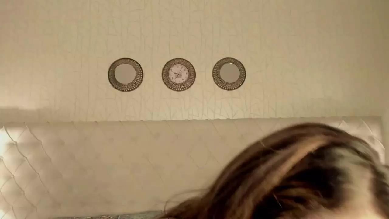 MiaFoxs from Streamray is Freechat