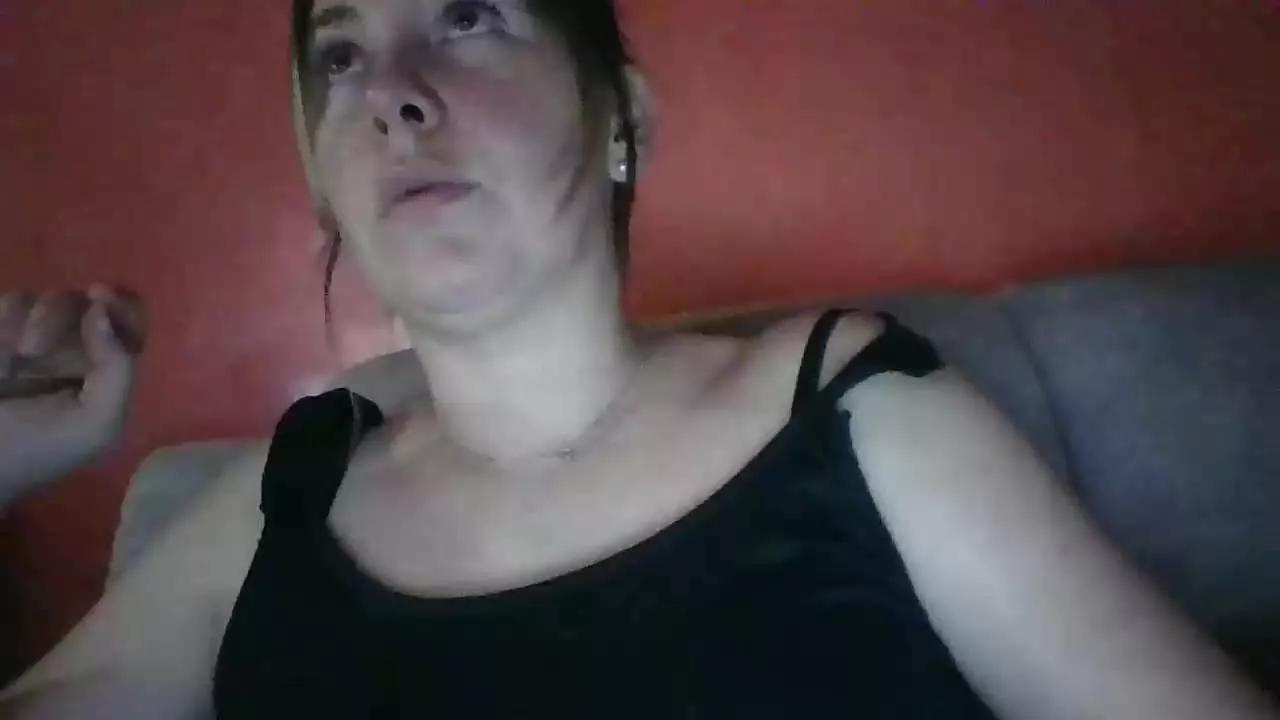 vaioleth from Streamray is Freechat