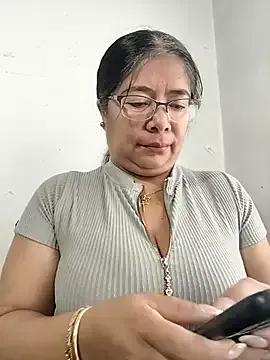 __valentina18 — Riding a dildo on a public bus 