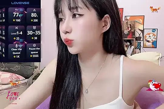_LLisa_ on StripChat 