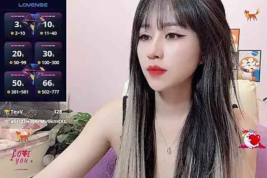 _LLisa_ on StripChat 