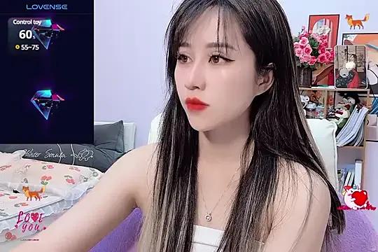 _LLisa_ on StripChat 