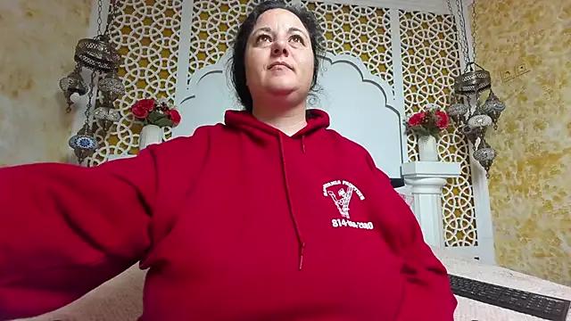 AleshaArabian — GET ME NAKED