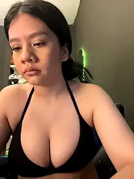 alhaana_ on StripChat