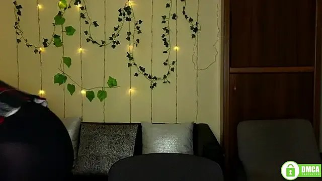 Alicia_love00 on StripChat