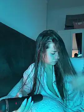 AlitaNova — Bounce these boobs 