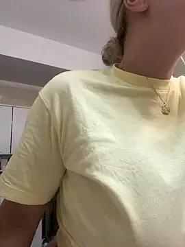Aneri from StripChat is Freechat