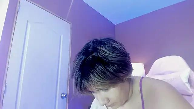 AngelineParker from StripChat is Freechat