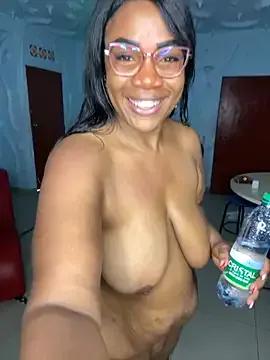 AranzalatinBlaks1 on StripChat 