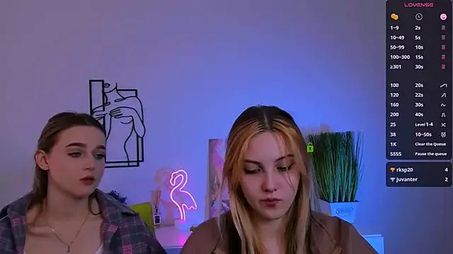 aria_moo on StripChat 