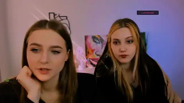 aria_moo on StripChat 