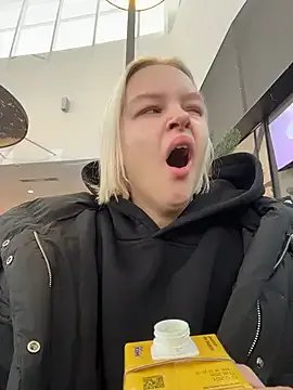 AshleyMur — naked show