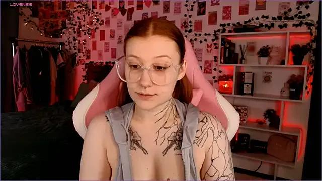 Ayla_Hicks on StripChat 