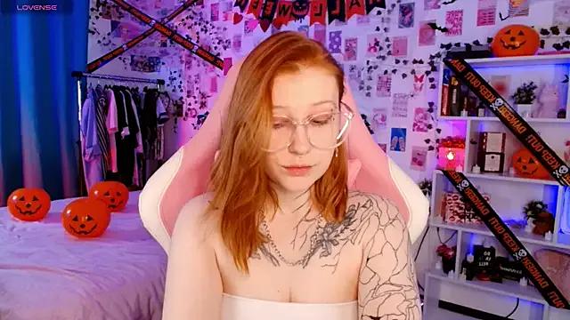 Ayla_Hicks on StripChat 