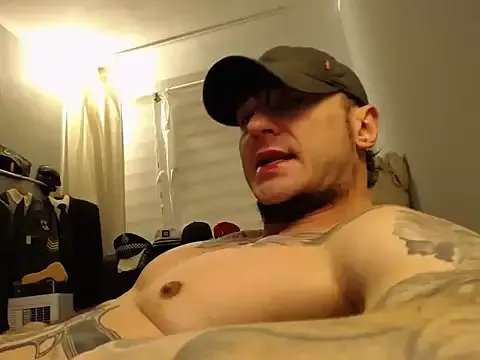 ballardbret — Cock stroking, flexing, dirty talking. X