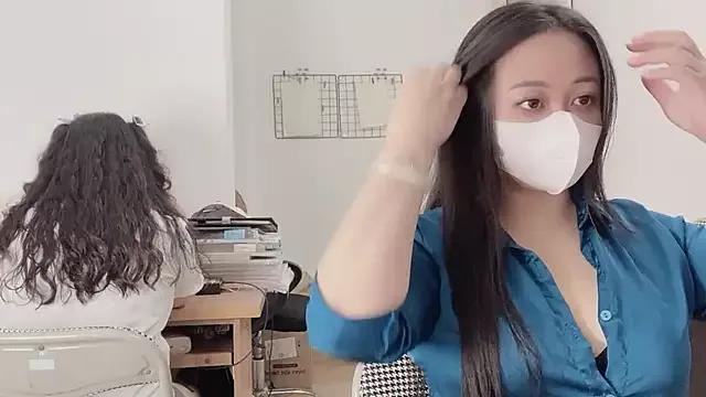 Bamboo_Swetie — Play dildo after colleague's back