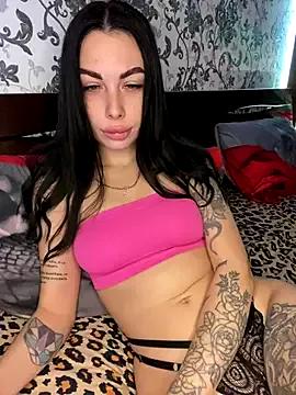 Bella_R0se — Undress me