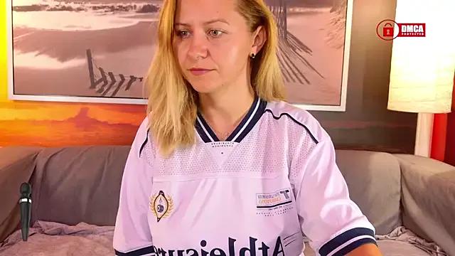 BigBoobsARRI on StripChat 