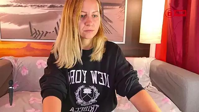 BigBoobsARRI on StripChat 