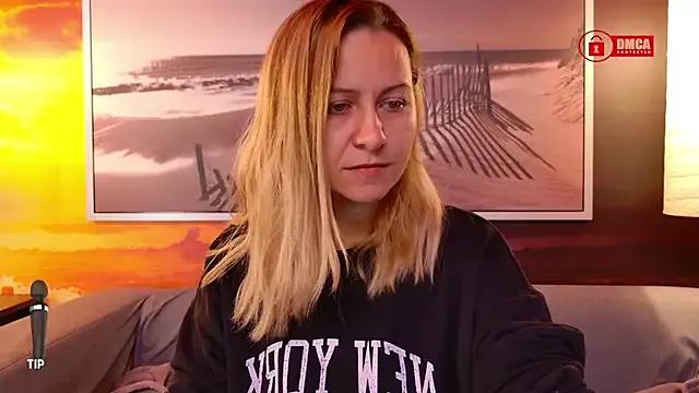 BigBoobsARRI on StripChat 