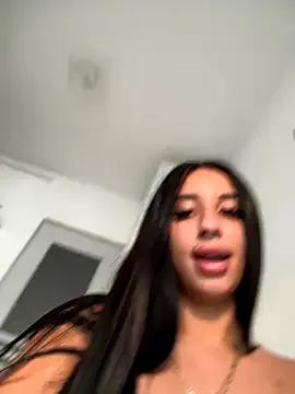 BlueEyes_BB — Doggy view+fingering