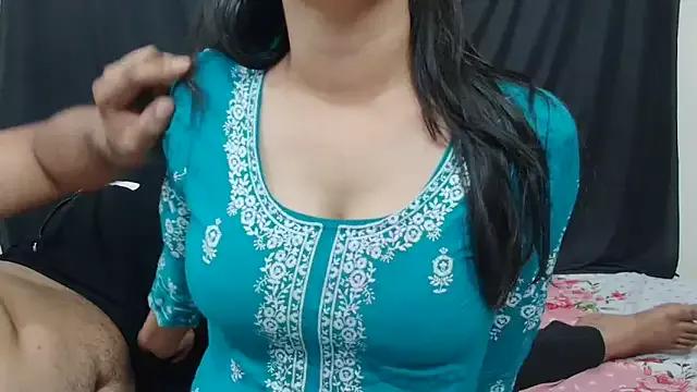 BOMBSHELL_BAE from StripChat is Group