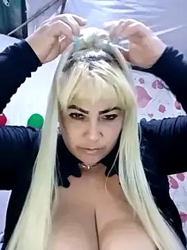 BonniAdams on StripChat 