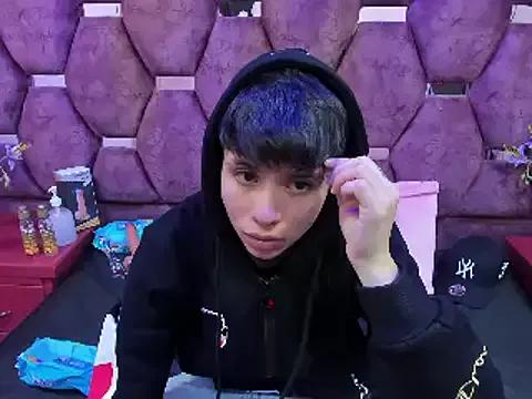 Bruno_Cruzz — masturbate