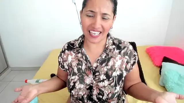 catalinabreyle on StripChat
