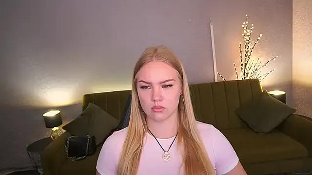 CelesteNoir on StripChat 