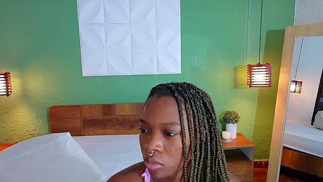 Chocolatte_dreams on StripChat 