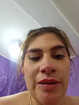 dominant_hipss from StripChat is Freechat