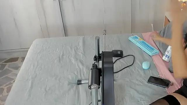 elena_mature on StripChat 