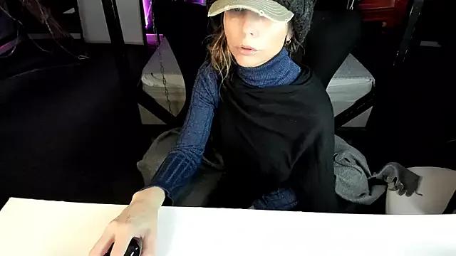 Elizabe_th from StripChat is Private