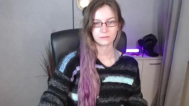 emmaxDelight on StripChat 