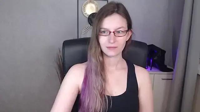 emmaxDelight on StripChat 