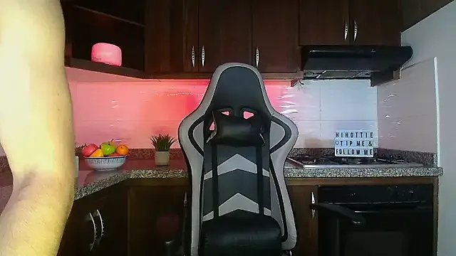 eren_jeager on StripChat