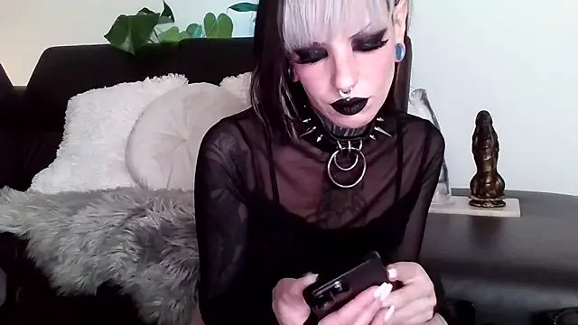 eva_nexus on StripChat